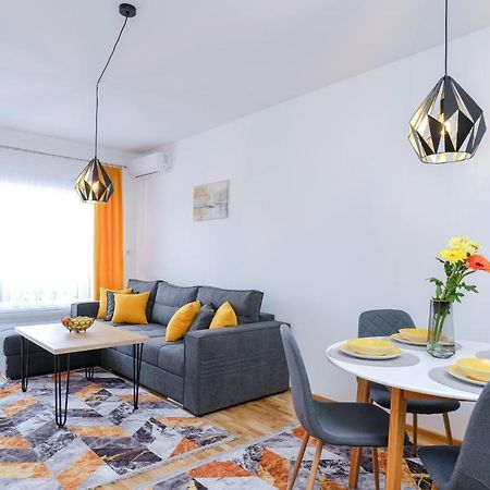 Sara Apartments Visoko Eksteriør bilde