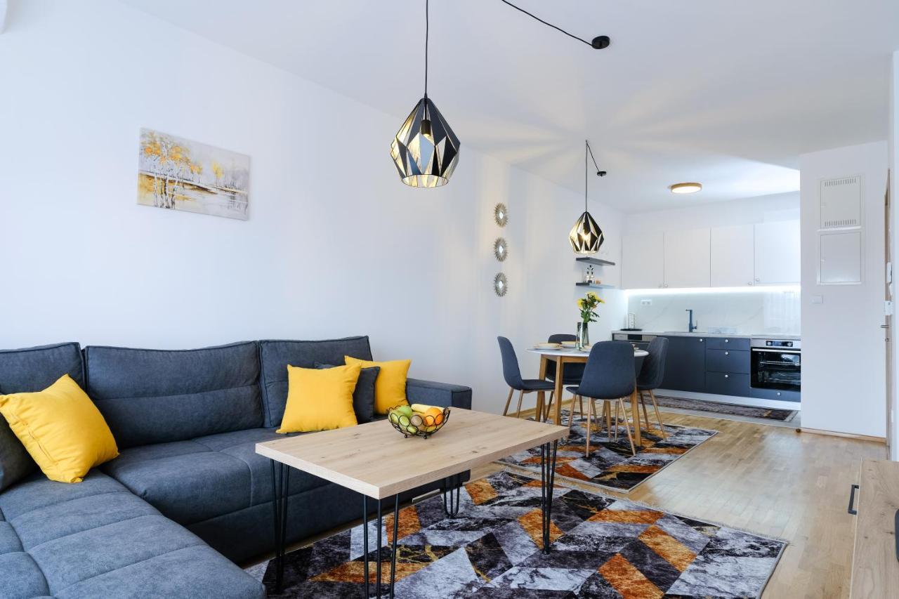 Sara Apartments Visoko Eksteriør bilde